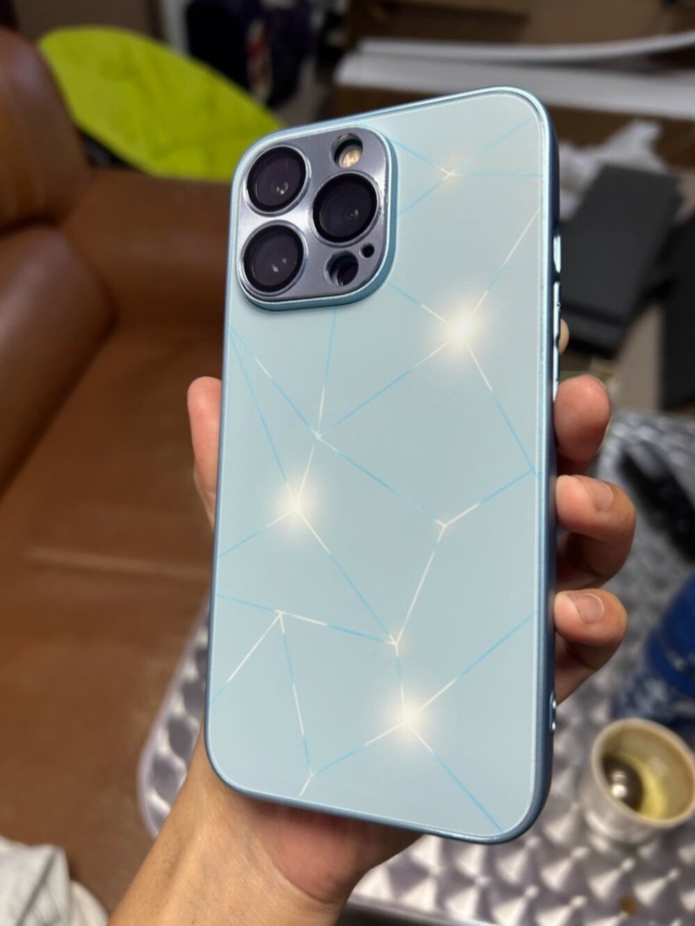 Cream iPhone16 Case